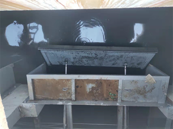 好色先生黄色网旋轉堰門